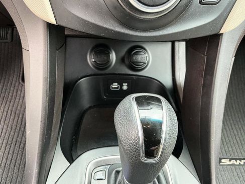 Used 2018 Hyundai Santa Fe Sport w/ 2.4L Value Package 02 FWD image 19