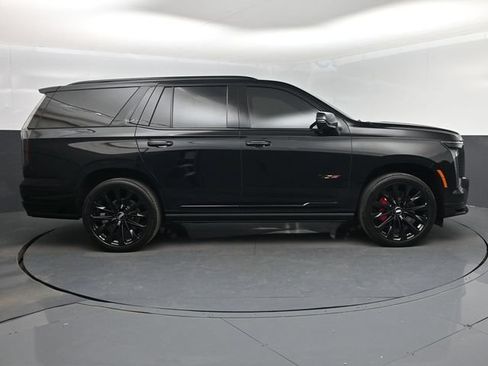 Used 2026 Cadillac Escalade V w/ LPO, ONYX Package AWD/4WD image 2