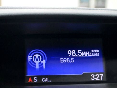 Used 2015 Honda CR-V LX image 42