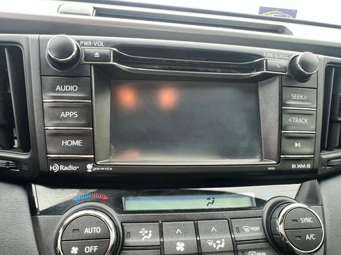 Used 2016 Toyota RAV4 XLE FWD image 20
