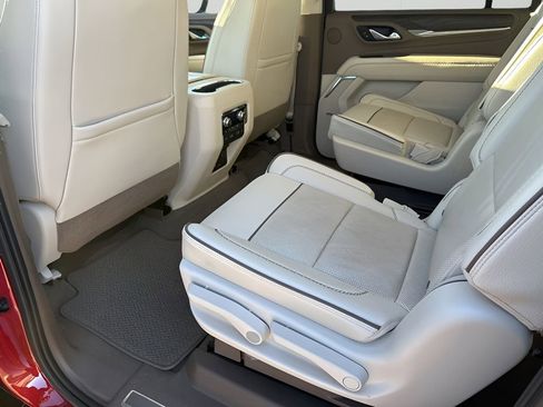 Used 2021 GMC Yukon XL Denali image 20