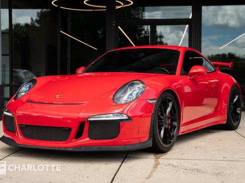 Used 2015 Porsche 911 GT3 RWD image 6