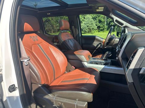 Used 2018 Ford F150 King Ranch w/ Equipment Group 601A Luxury AWD/4WD image 23