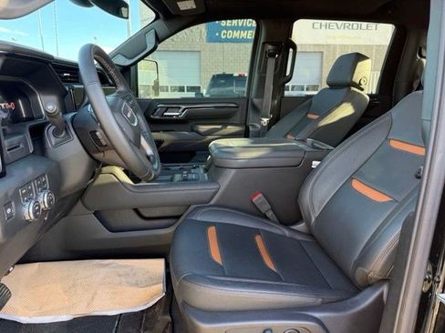 Used 2026 GMC Sierra 2500 AT4 AWD/4WD image 9
