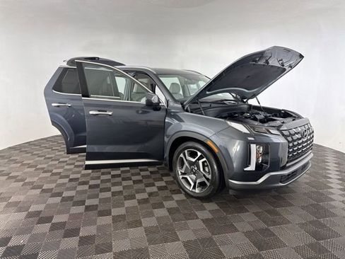 Used 2024 Hyundai Palisade Limited image 15