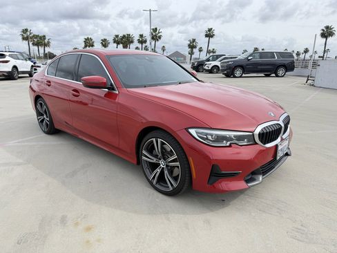 Used 2022 BMW 330i Sedan w/ Convenience Package image 4
