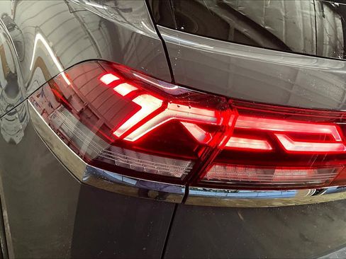 New 2026 Volkswagen Atlas Cross Sport SEL Premium R-Line image 25