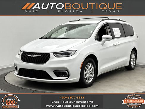 Used 2022 Chrysler Pacifica Touring-L FWD image 1