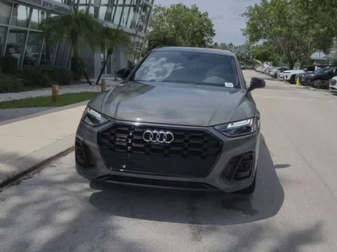 Certified 2023 Audi SQ5 Premium Plus w/ Premium Plus Package AWD/4WD image 3