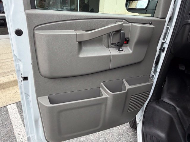 Used 2025 Chevrolet Express 2500 Extended w/ Driver Convenience Package RWD image 14