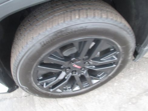 Certified 2023 GMC Sierra 1500 Denali image 12