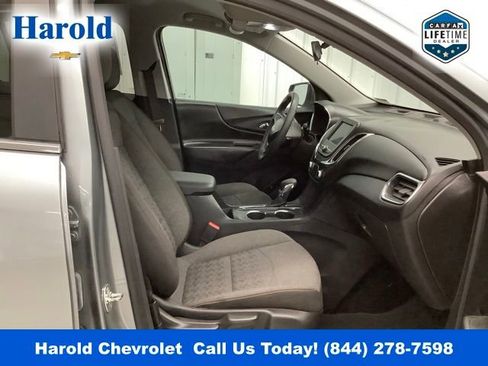 Used 2024 Chevrolet Equinox LT image 11