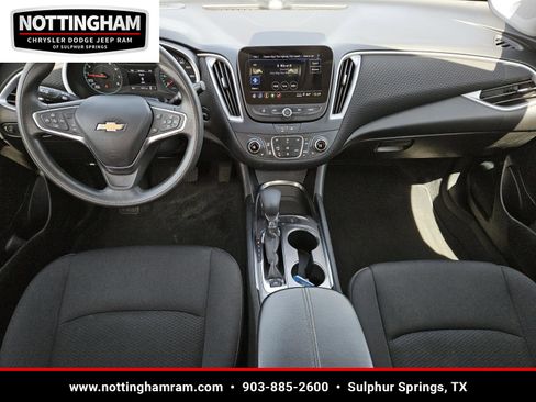 Used 2025 Chevrolet Malibu LT image 11