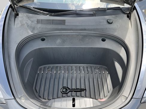 Used 2022 Tesla Model 3 Long Range AWD/4WD image 28