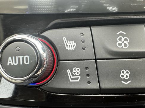 Used 2017 Buick LaCrosse Premium w/ Sun and Shade Package image 20