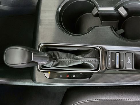 Used 2025 Honda Civic Sport image 19