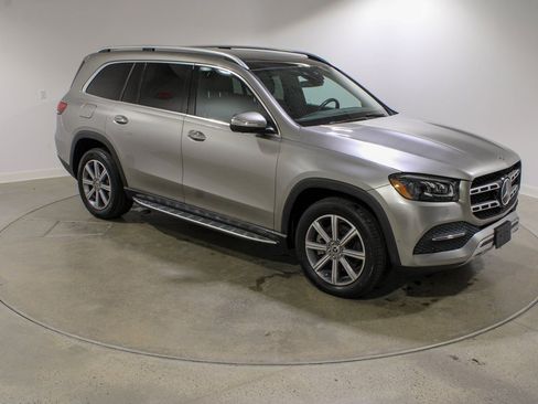 Used 2021 Mercedes-Benz GLS 450 4MATIC image 7