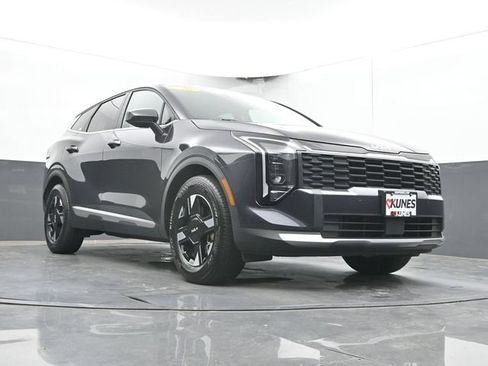 Used 2026 Kia Sportage LX FWD image 45