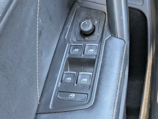 Certified 2023 Volkswagen Tiguan SE FWD image 26