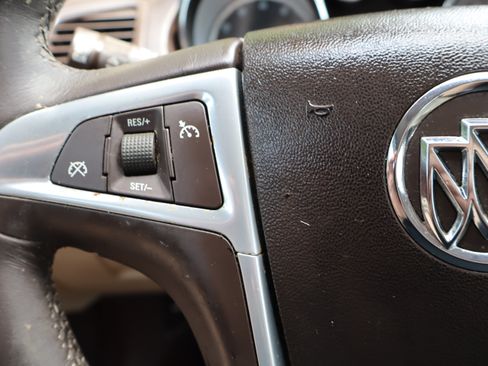 Used 2012 Buick Regal Premium FWD image 28