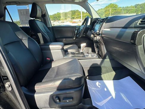 Used 2023 Toyota 4Runner TRD Off-Road Premium w/ Off Road Premium Plus Package image 13