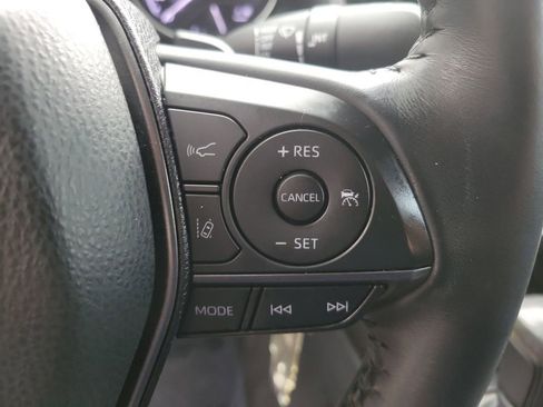 Used 2021 Toyota Camry SE image 26