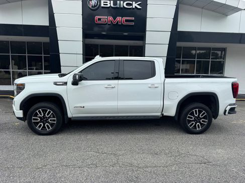 Certified 2023 GMC Sierra 1500 AT4 w/ Technology Package AWD/4WD image 3