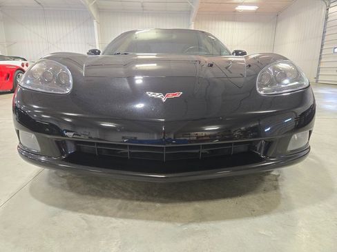 Used 2005 Chevrolet Corvette Coupe w/ Preferred Equipment Group image 38