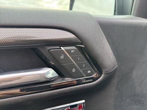 Used 2025 GMC Sierra 1500 AT4 w/ AT4 Premium Package image 14