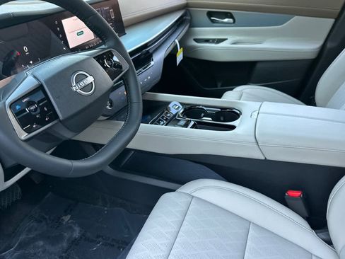 New 2026 Nissan Murano Platinum image 12