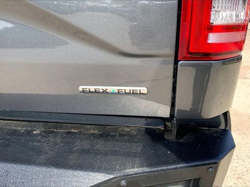 Used 2015 Ford F150 XLT w/ Equipment Group 302A Luxury image 10