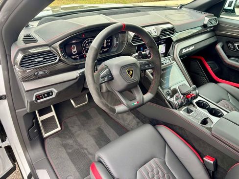 Used 2024 Lamborghini Urus Performante image 18