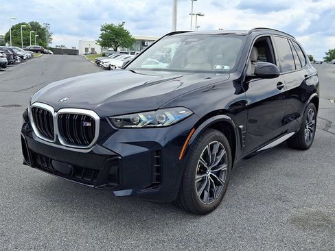 Used 2024 BMW X5 M60i AWD/4WD image 3