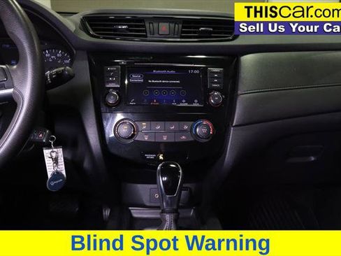 Used 2019 Nissan Rogue S image 14