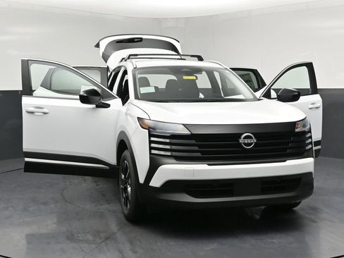 New 2026 Nissan Kicks SV w/ Cold Weather Package AWD/4WD image 26