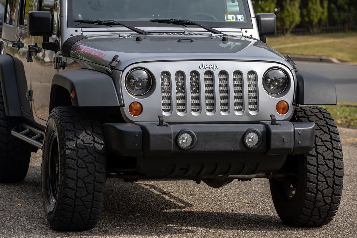 Used 2013 Jeep Wrangler Unlimited Rubicon w/ Connectivity Group AWD/4WD image 6