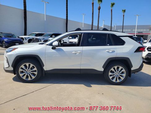Certified 2023 Toyota RAV4 XLE Premium FWD image 7