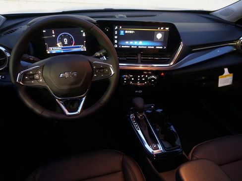 New 2026 Chevrolet Trax ACTIV w/ Sunroof Package image 14