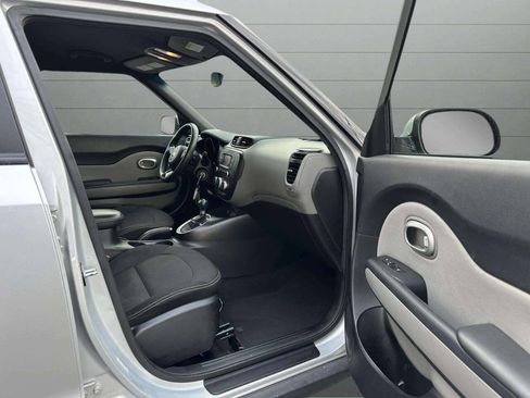 Used 2014 Kia Soul + w/ UVO w/Eservices Package FWD image 17