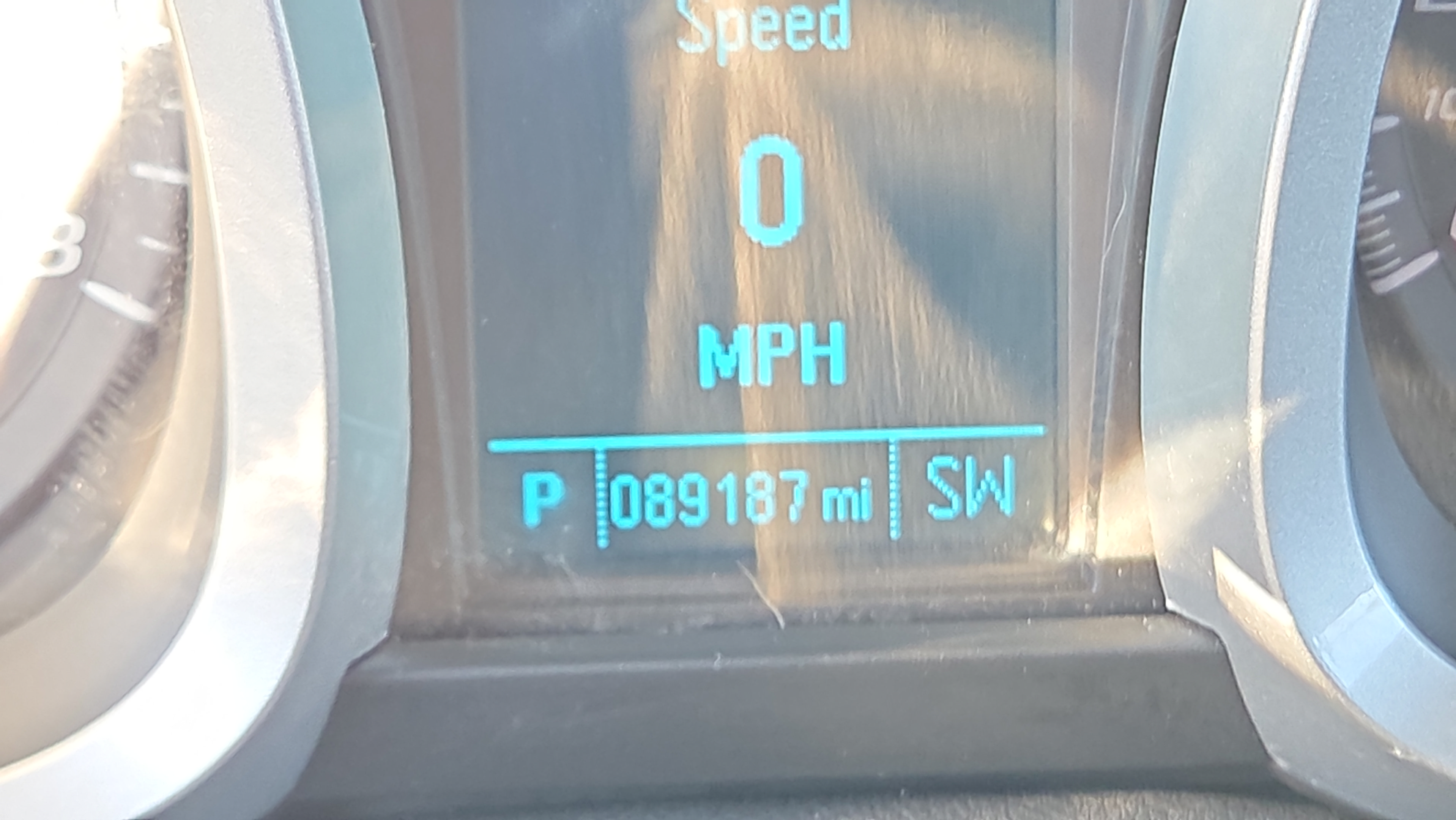 Used 2014 Chevrolet Equinox LT w/ Driver Convenience Package FWD image 25