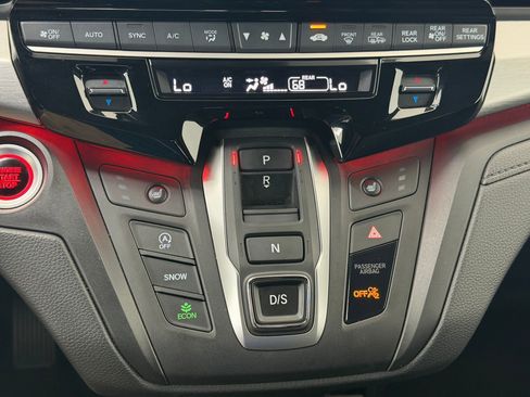 Used 2025 Honda Odyssey Sport-L image 26