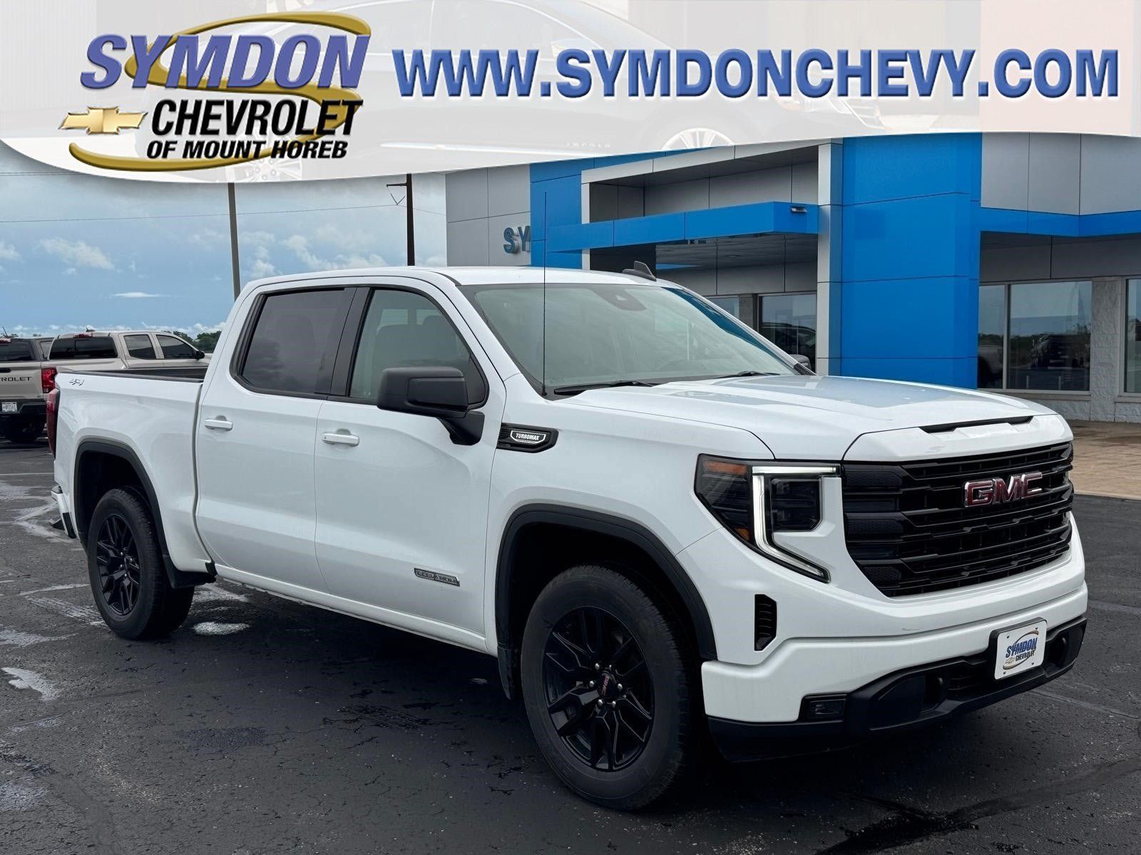 Used 2024 GMC Sierra 1500 Elevation AWD/4WD image 1