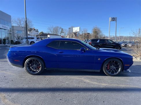 Used 2022 Dodge Challenger R/T Scat Pack image 4