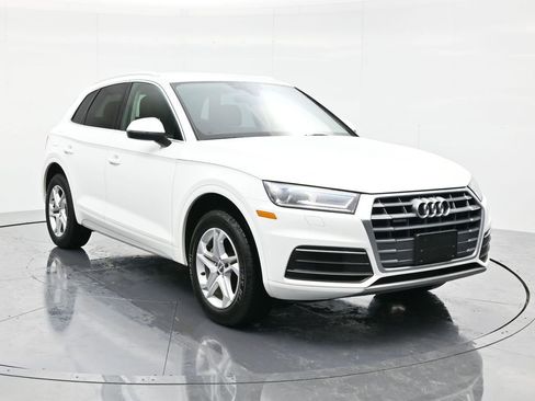 Used 2019 Audi Q5 2.0T Premium image 3