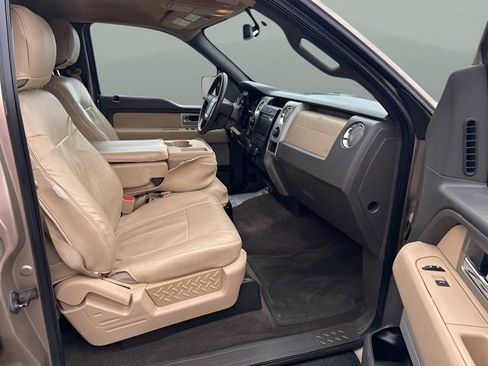 Used 2011 Ford F150 XLT w/ XLT Chrome Pkg image 16