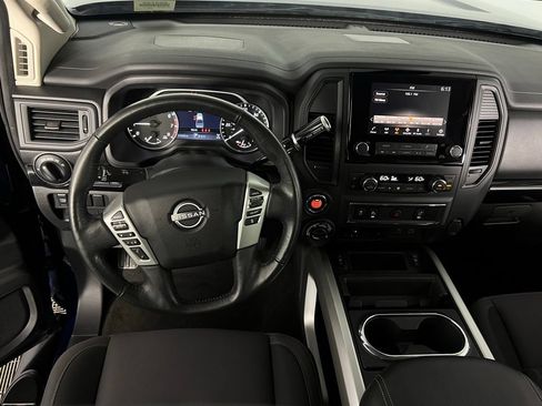 Used 2024 Nissan Titan SV w/ SV Convenience Package AWD/4WD image 13