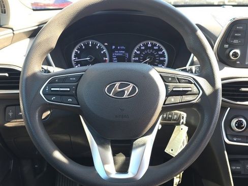 Used 2020 Hyundai Santa Fe SE image 10