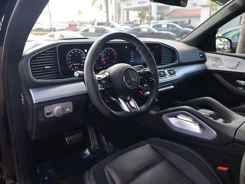 Used 2024 Mercedes-Benz GLS 63 AMG 4MATIC image 19