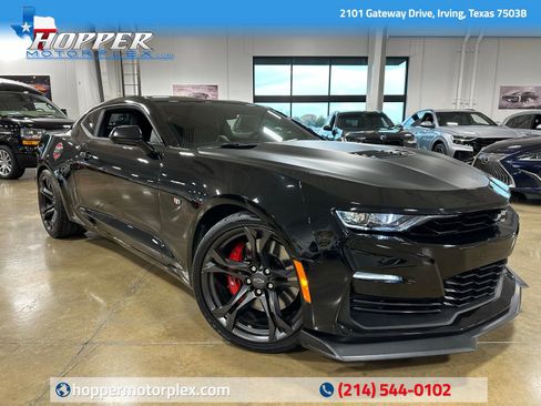 Used 2023 Chevrolet Camaro SS image 1