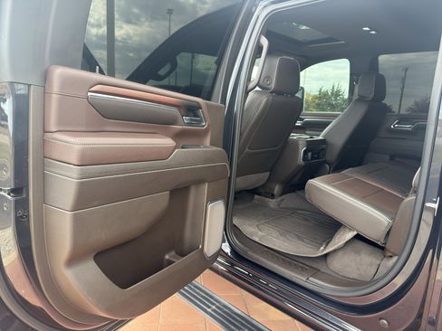 Used 2024 GMC Sierra 2500 Denali w/ Denali Reserve Package image 25